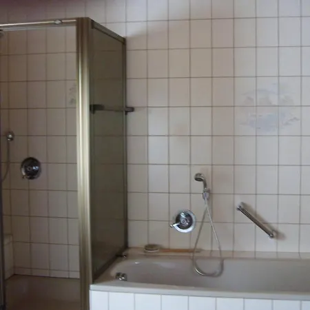 Lovely In Medebach-duedinghausen With Kitchen Prázdninový dům *